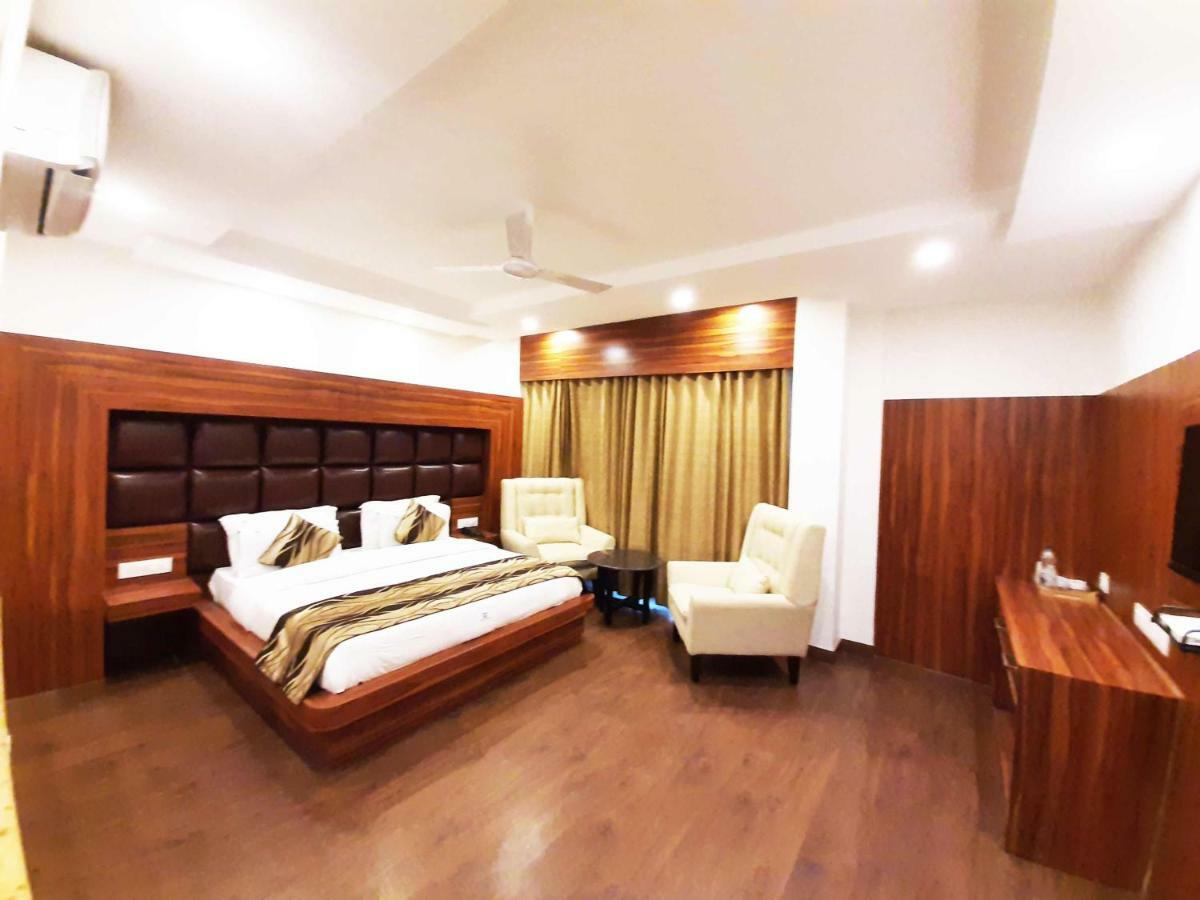 Hotel Trinity Heights McLeod Ganj Buitenkant foto