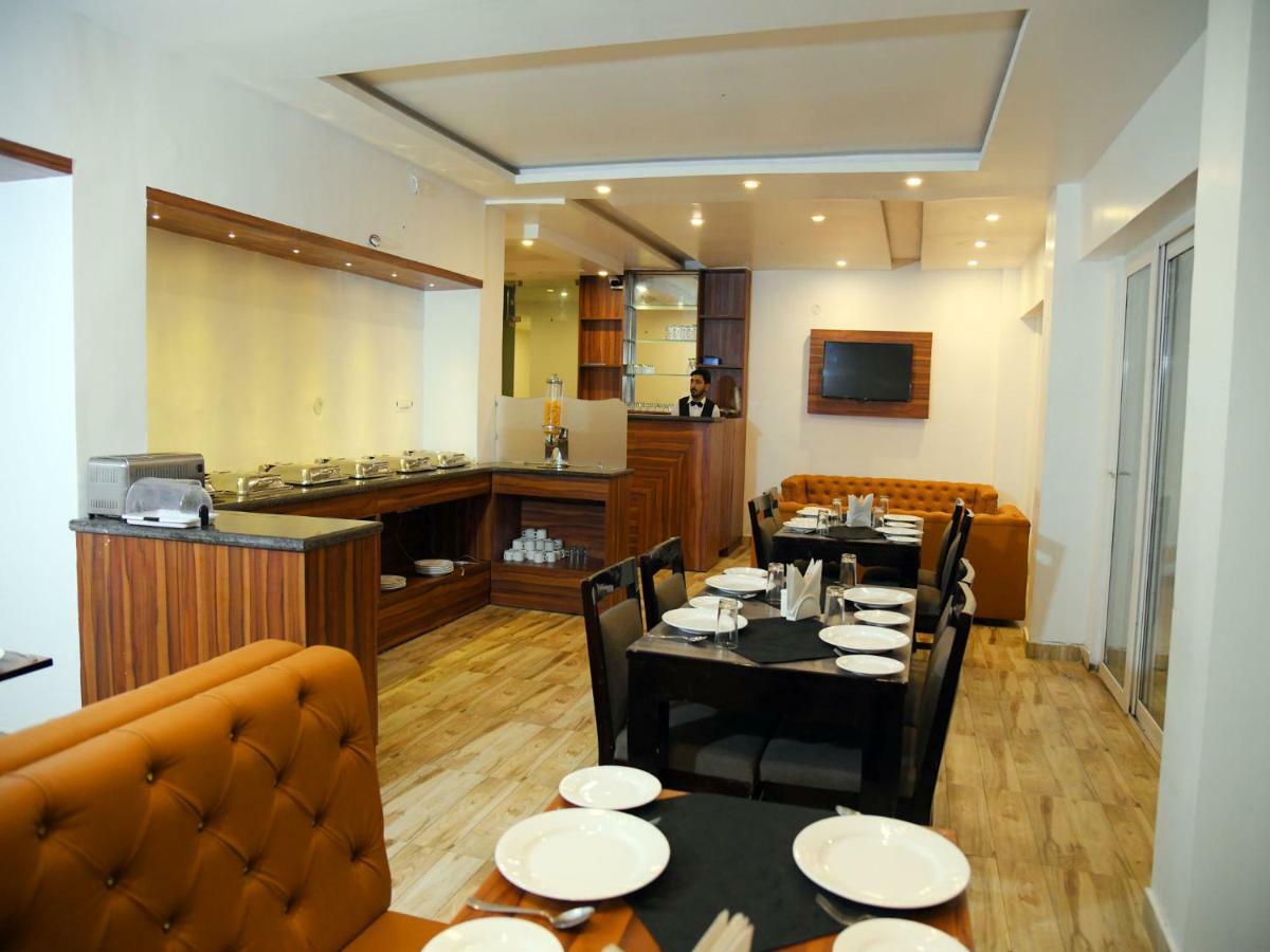 Hotel Trinity Heights McLeod Ganj Buitenkant foto