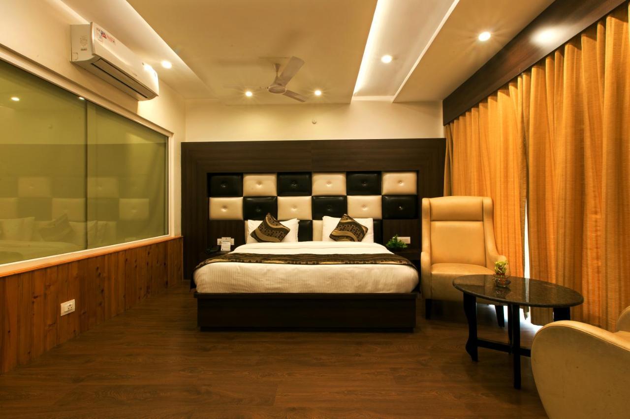Hotel Trinity Heights McLeod Ganj Buitenkant foto