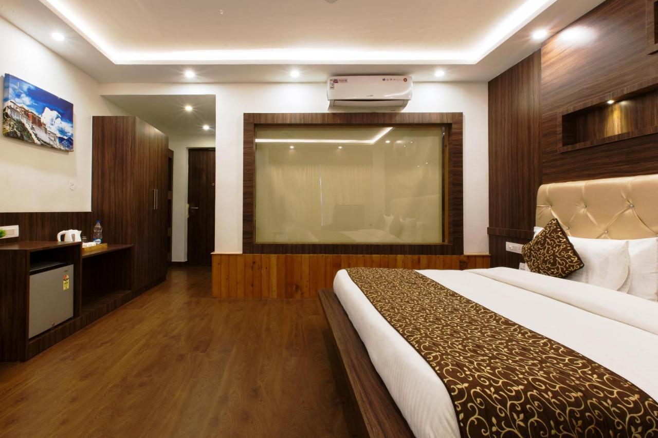 Hotel Trinity Heights McLeod Ganj Buitenkant foto