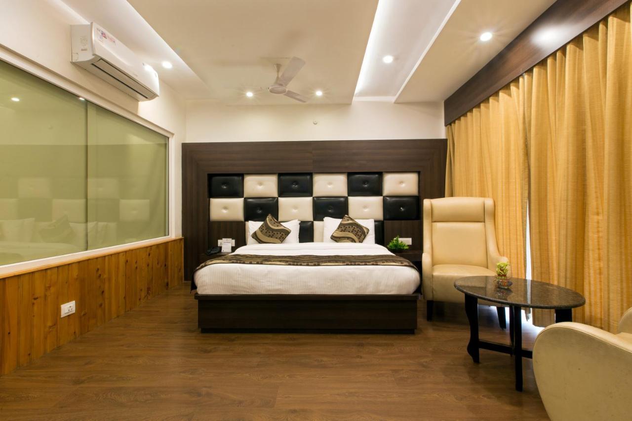 Hotel Trinity Heights McLeod Ganj Buitenkant foto